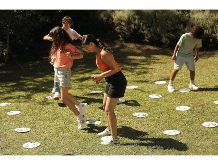 Dobble Giant XXL, G�ant - 4 Mini Jeux exclusifs - Zygomatic - Jeu de cartes surdimensionn�es, Ext�rieur