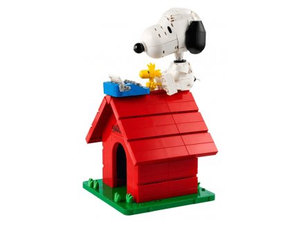 Lego Ideas 21368 Peanuts : la niche de Snoopy