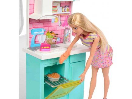 Poupe barbie mtier : la cuisine de barbie avec 18 accessoires + 2 poupes mannequins - Mattel - hjy94